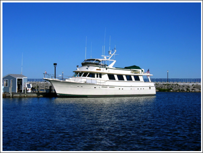 82' Hatteras
'Casa Blanca'
9 Deliveries 2004 - 2008
Great Lakes and Eastern Seaboard